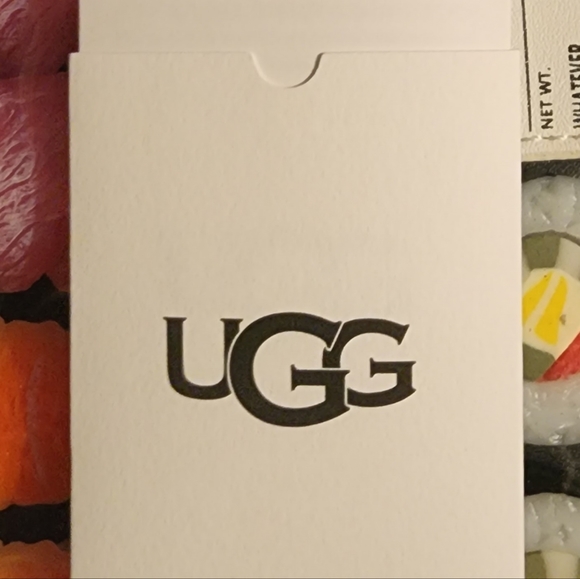 NWT UGG Dalton Neon Green Puffy Nylon Crossbody Bag - Picture 3 of 9